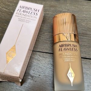NEW Charlotte Tilbury Airbrush Flawless Foundation